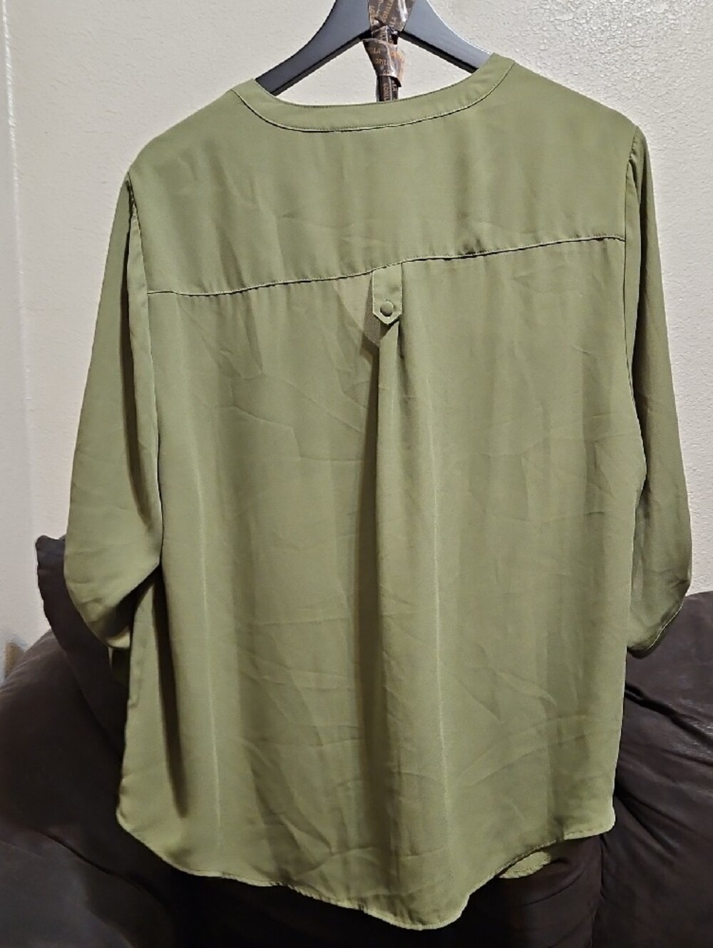 torrid Olive Green Utility V-Neck Blouse - Picture 3 of 5